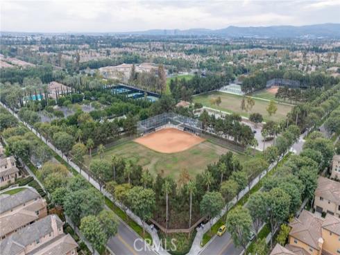 49  Canal  , Irvine, CA