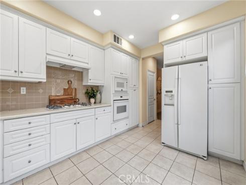 123  Chantilly  , Irvine, CA