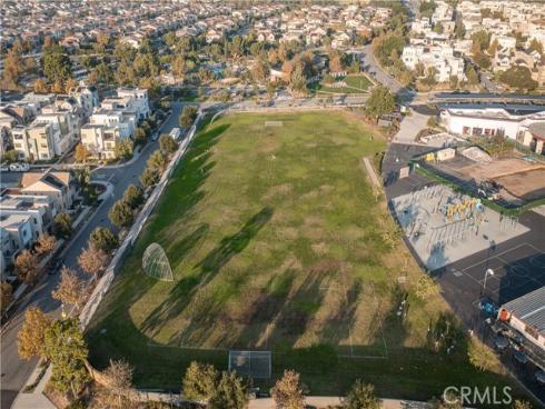 177  Frame  , Irvine, CA