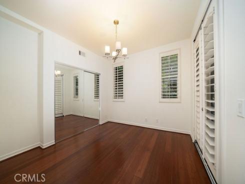 60  New Dawn  , Irvine, CA