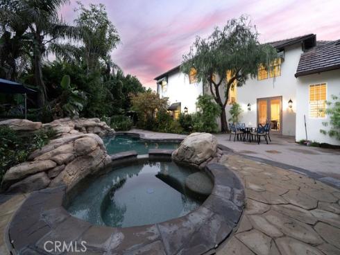 60  New Dawn  , Irvine, CA