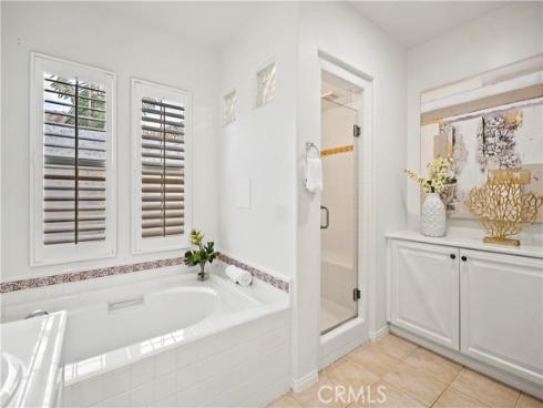 6  Napa  , Irvine, CA