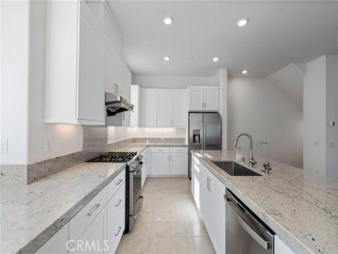 398  Merit  , Irvine, CA