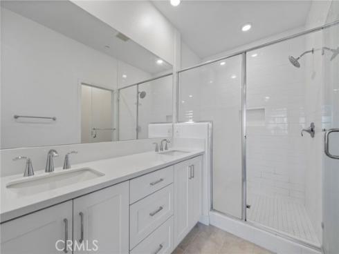 398  Merit  , Irvine, CA