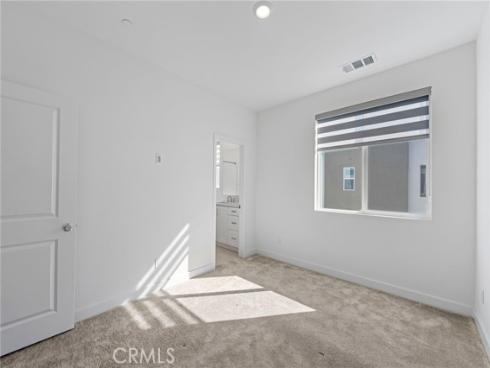 398  Merit  , Irvine, CA