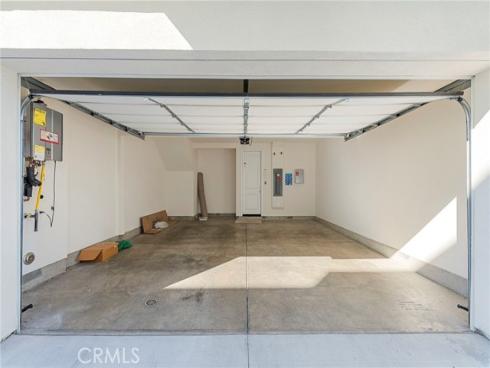 398  Merit  , Irvine, CA