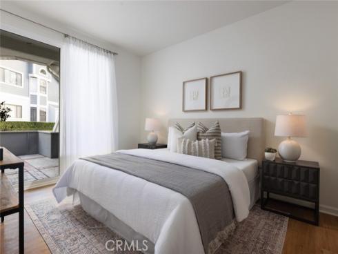 257  Huntington  , Irvine, CA