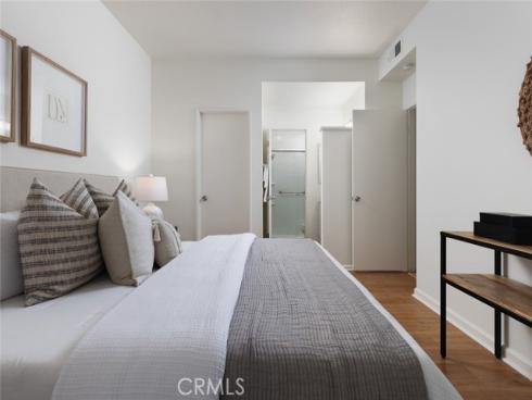 257  Huntington  , Irvine, CA