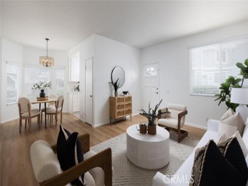 257  Huntington  , Irvine, CA