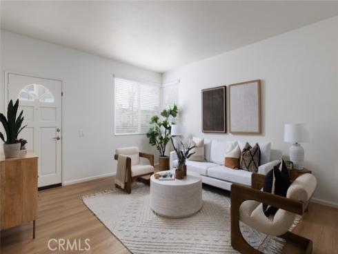 257  Huntington  , Irvine, CA