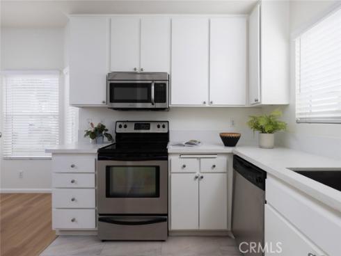 257  Huntington  , Irvine, CA