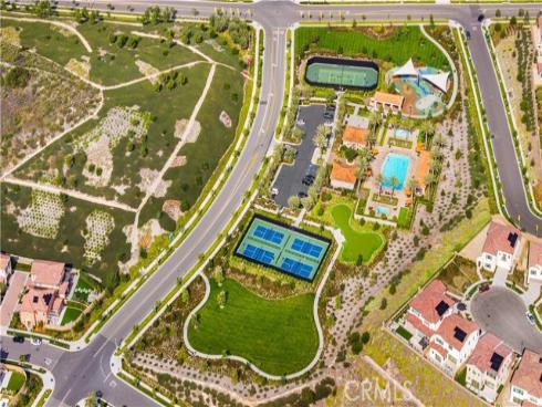 118  Glydon  , Irvine, CA