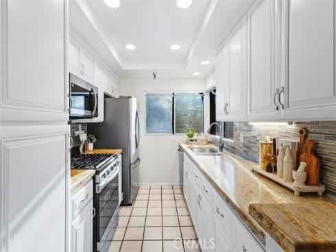 56  Windjammer  , Irvine, CA