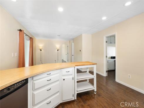 5200  Irvine  131  Boulevard, Irvine, CA