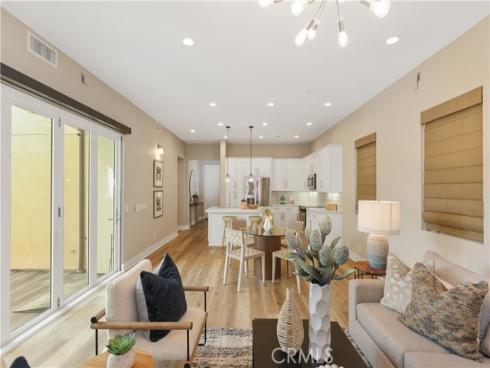 245  Follyhatch  , Irvine, CA