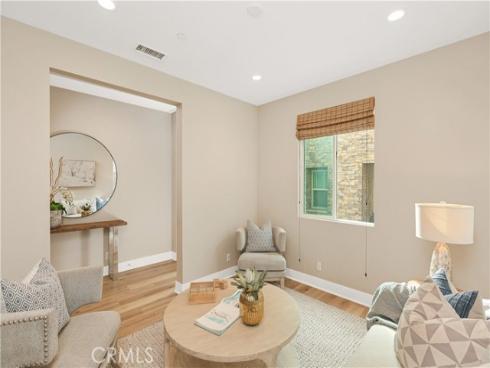 245  Follyhatch  , Irvine, CA