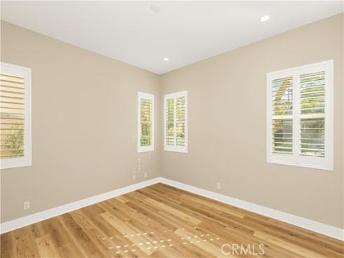 245  Follyhatch  , Irvine, CA