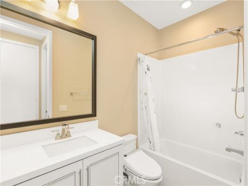 245  Follyhatch  , Irvine, CA