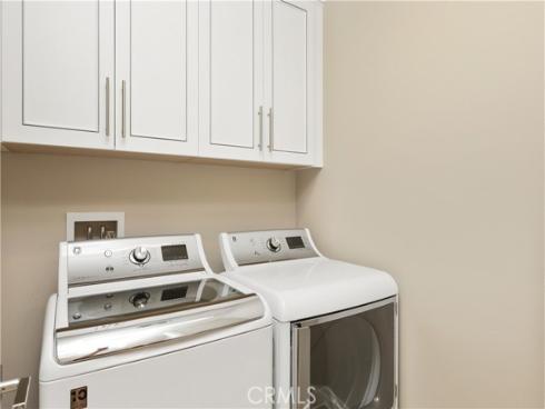 245  Follyhatch  , Irvine, CA