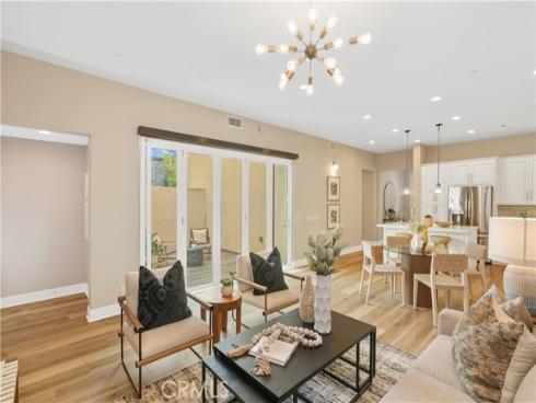 245  Follyhatch  , Irvine, CA