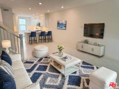 65  Plateau  , Irvine, CA