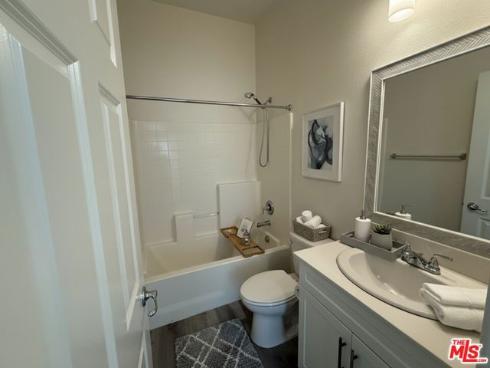 65  Plateau  , Irvine, CA