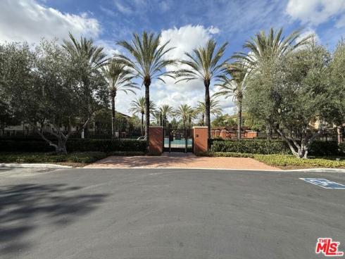 65  Plateau  , Irvine, CA