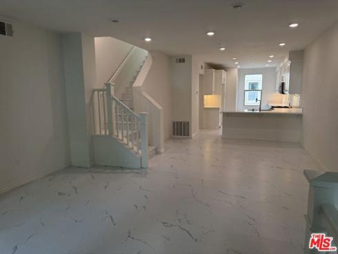 65  Plateau  , Irvine, CA