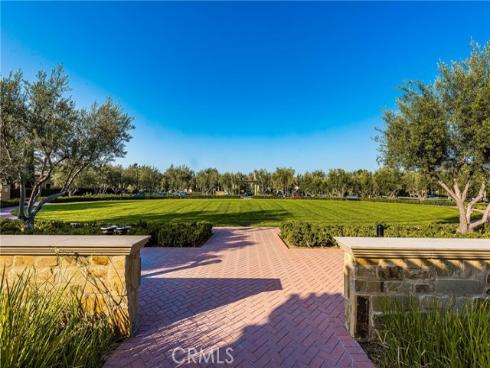 119  Strawberry  , Irvine, CA