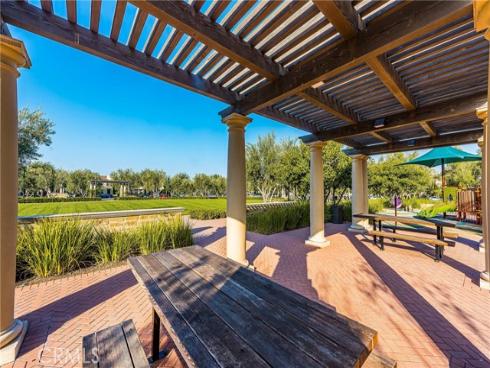 119  Strawberry  , Irvine, CA