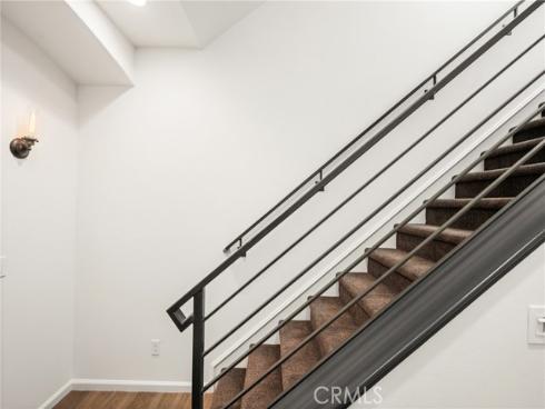 119  Strawberry  , Irvine, CA