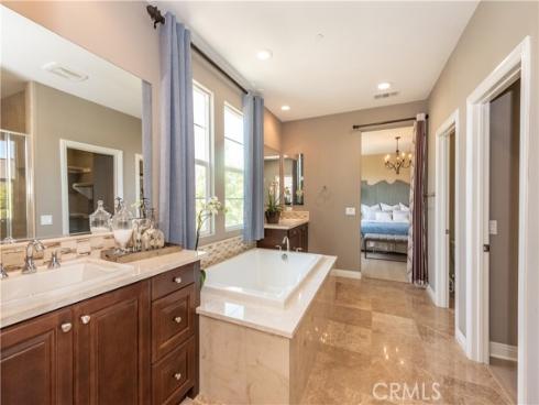 181  Compass  , Irvine, CA