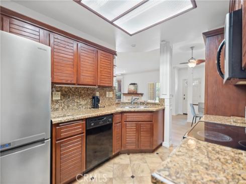 14  Scripps Aisle  , Irvine, CA