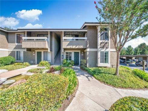 63  Streamwood  , Irvine, CA