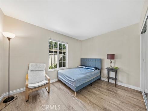 63  Streamwood  , Irvine, CA