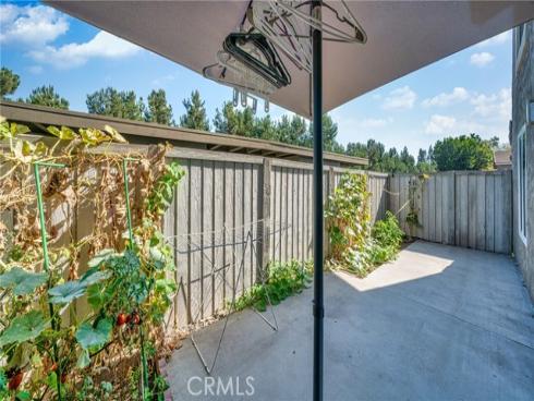 63  Streamwood  , Irvine, CA