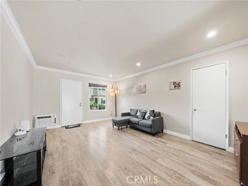 63  Streamwood  , Irvine, CA