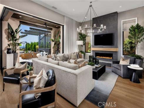 541  Peninsula  , Irvine, CA