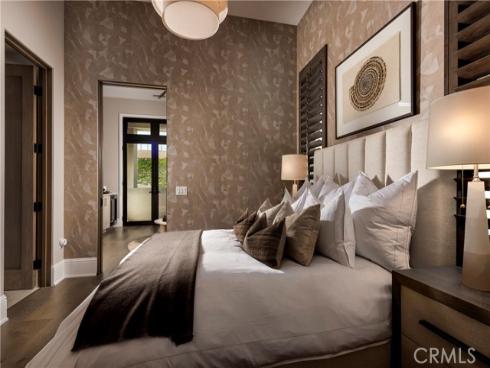 545  Peninsula  , Irvine, CA