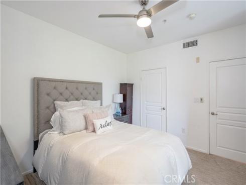 2337  Watermarke  , Irvine, CA