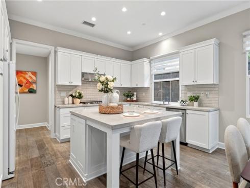 68  Quentin  , Irvine, CA