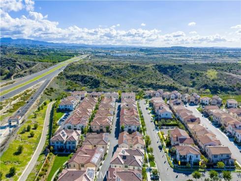 126  Sunnyside  , Irvine, CA