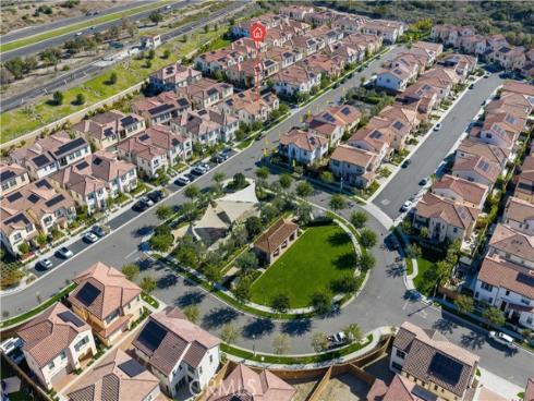 126  Sunnyside  , Irvine, CA