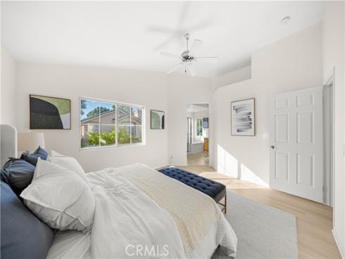 9  Santa Luzia Aisle  , Irvine, CA