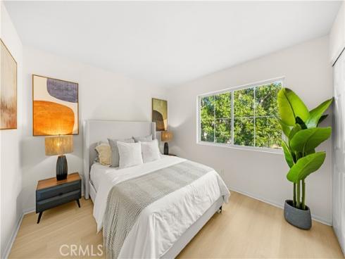 9  Santa Luzia Aisle  , Irvine, CA