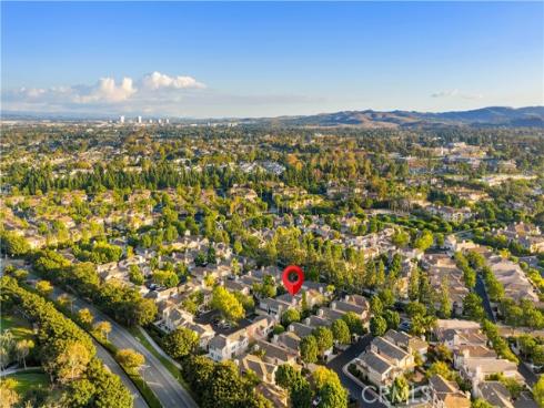 9  Santa Luzia Aisle  , Irvine, CA