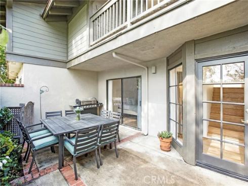 14  Vista  , Irvine, CA