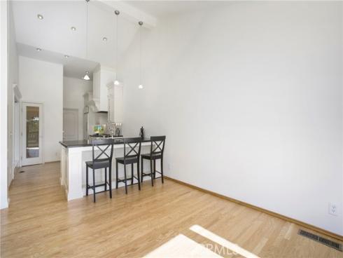 14  Vista  , Irvine, CA