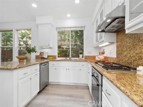 31  Dinuba  , Irvine, CA