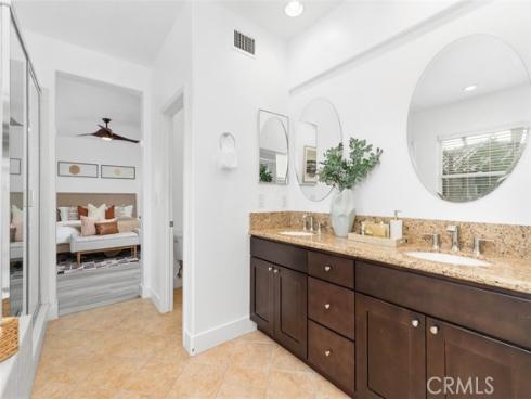 31  Dinuba  , Irvine, CA